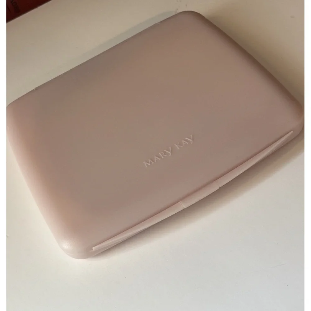 MARY KAY Host Demonstration‎ Folding Reversible Magnifying Makeup Mirror Pink